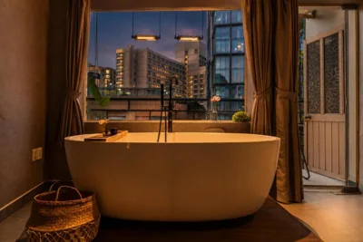 Saigon Hideout New World View - Local Stay, Netflix & Bathtub District 1 – 照片 8