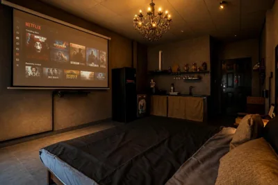 Saigon Hideout New World View - Local Stay, Netflix & Bathtub District 1 – 照片 16